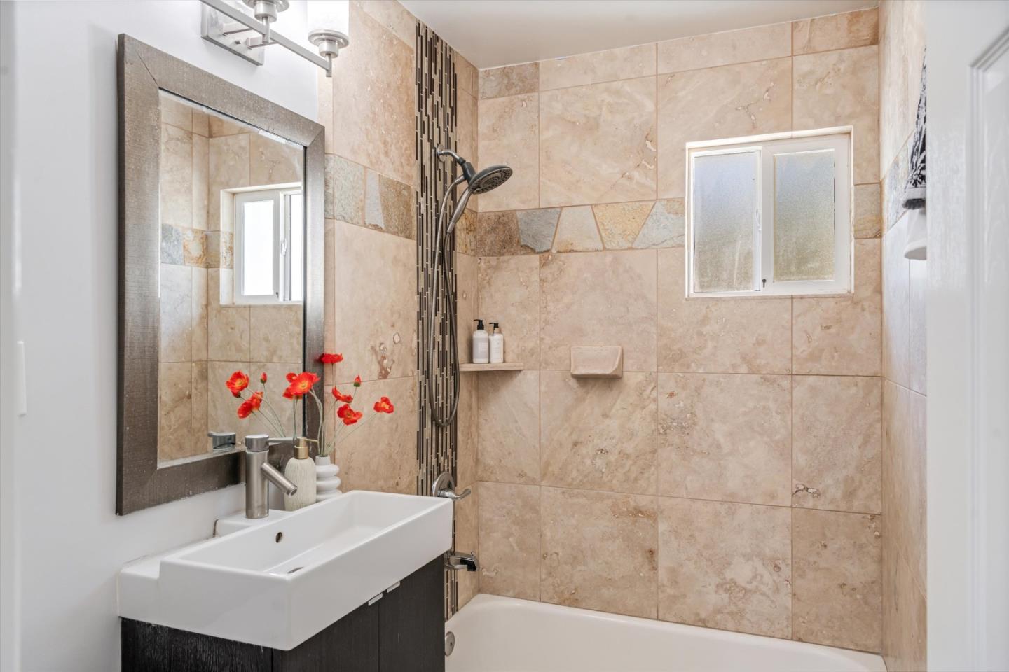 Detail Gallery Image 12 of 24 For 100 Highland Oaks Dr, Los Gatos,  CA 95032 - 4 Beds | 2 Baths
