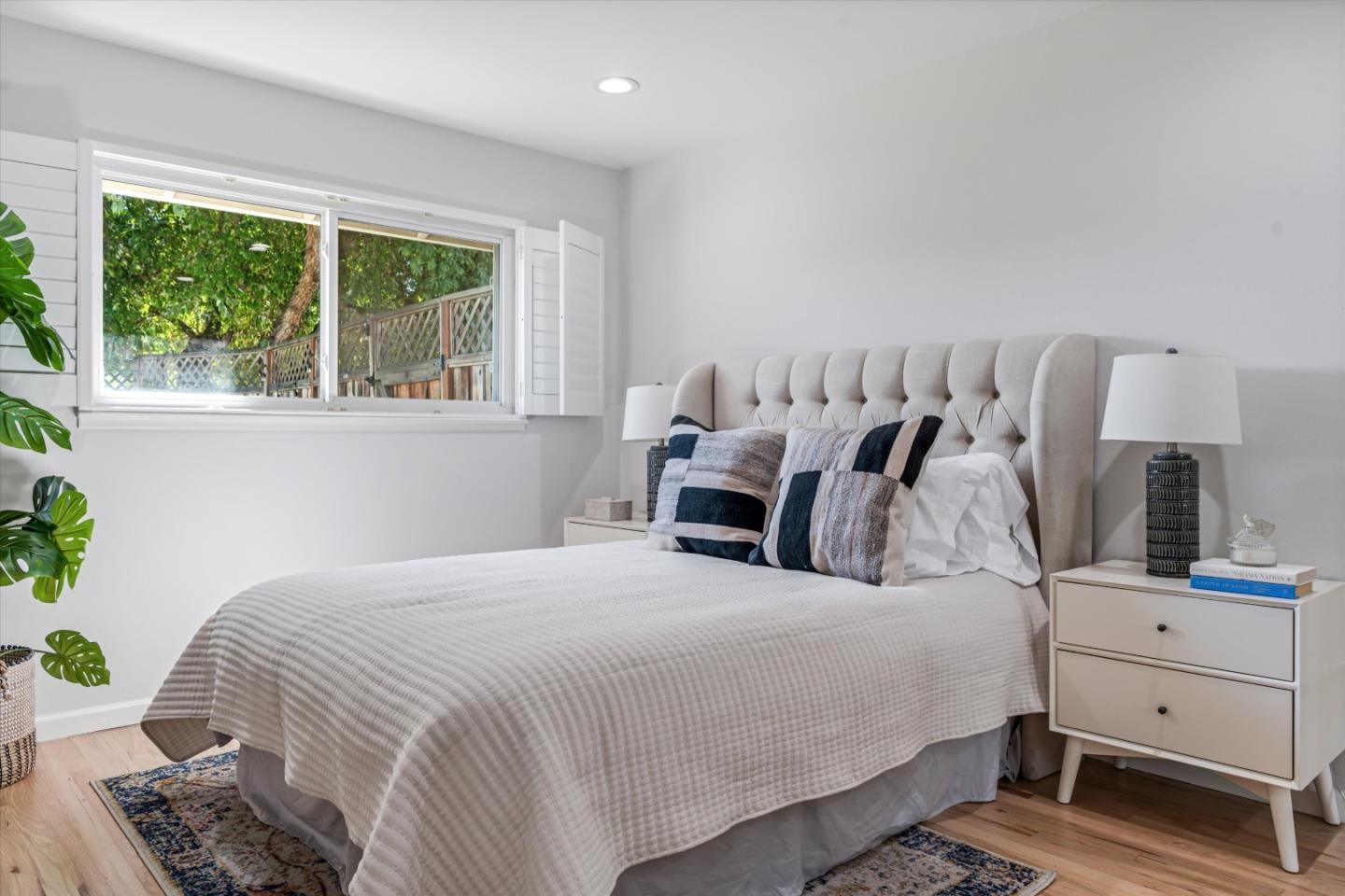 Detail Gallery Image 14 of 24 For 100 Highland Oaks Dr, Los Gatos,  CA 95032 - 4 Beds | 2 Baths