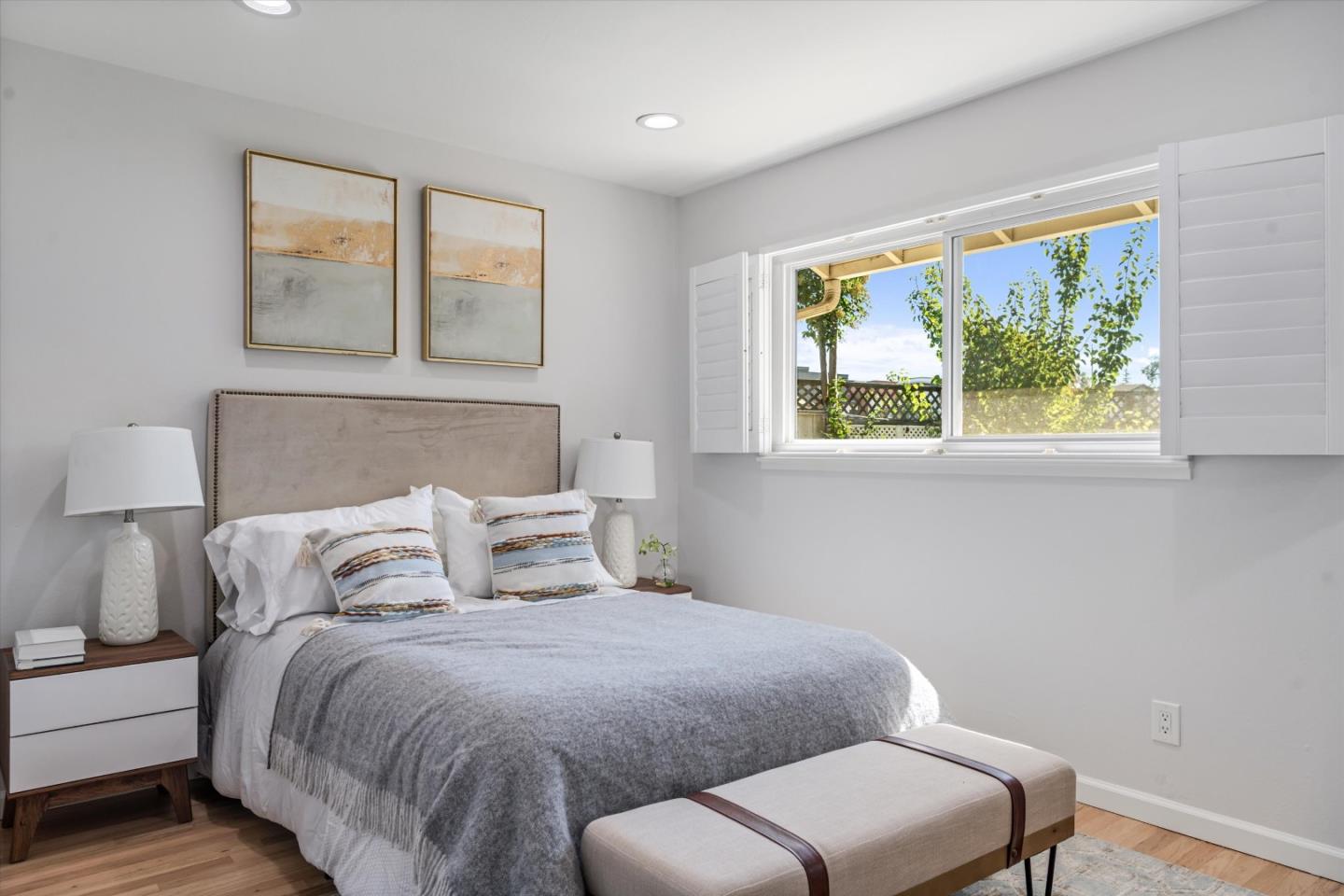Detail Gallery Image 17 of 24 For 100 Highland Oaks Dr, Los Gatos,  CA 95032 - 4 Beds | 2 Baths