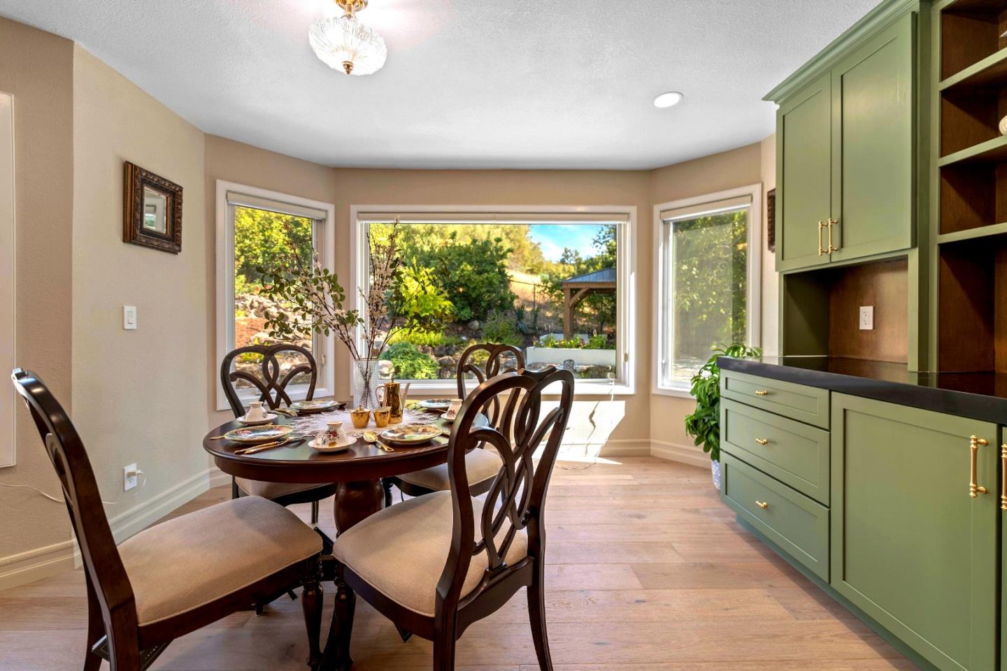 Detail Gallery Image 26 of 86 For 1128 Foxhurst Way, San Jose,  CA 95120 - 5 Beds | 4 Baths