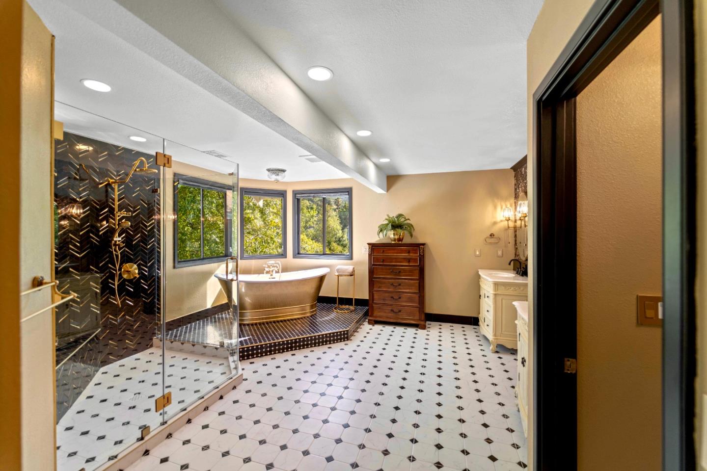 Detail Gallery Image 31 of 86 For 1128 Foxhurst Way, San Jose,  CA 95120 - 5 Beds | 4 Baths