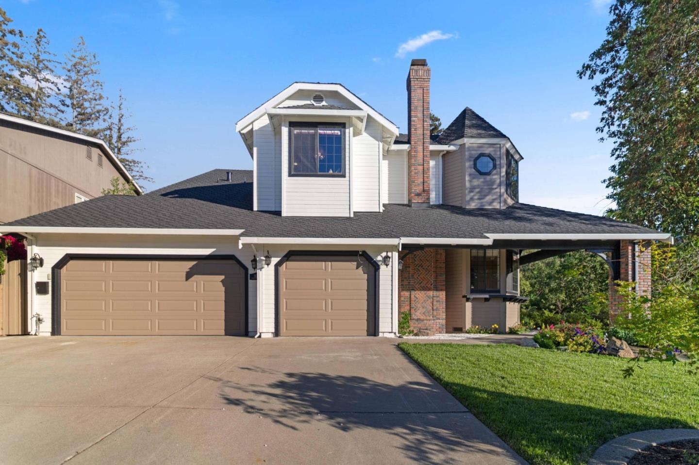 Detail Gallery Image 4 of 86 For 1128 Foxhurst Way, San Jose,  CA 95120 - 5 Beds | 4 Baths