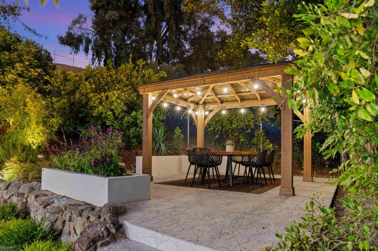 Detail Gallery Image 82 of 86 For 1128 Foxhurst Way, San Jose,  CA 95120 - 5 Beds | 4 Baths