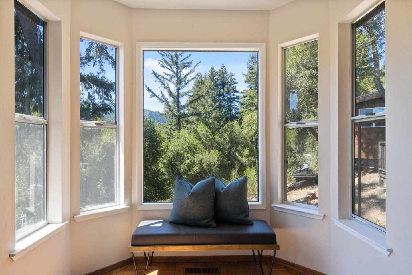 Detail Gallery Image 12 of 69 For 325 Vista Ter, Boulder Creek,  CA 95006 - 3 Beds | 2 Baths