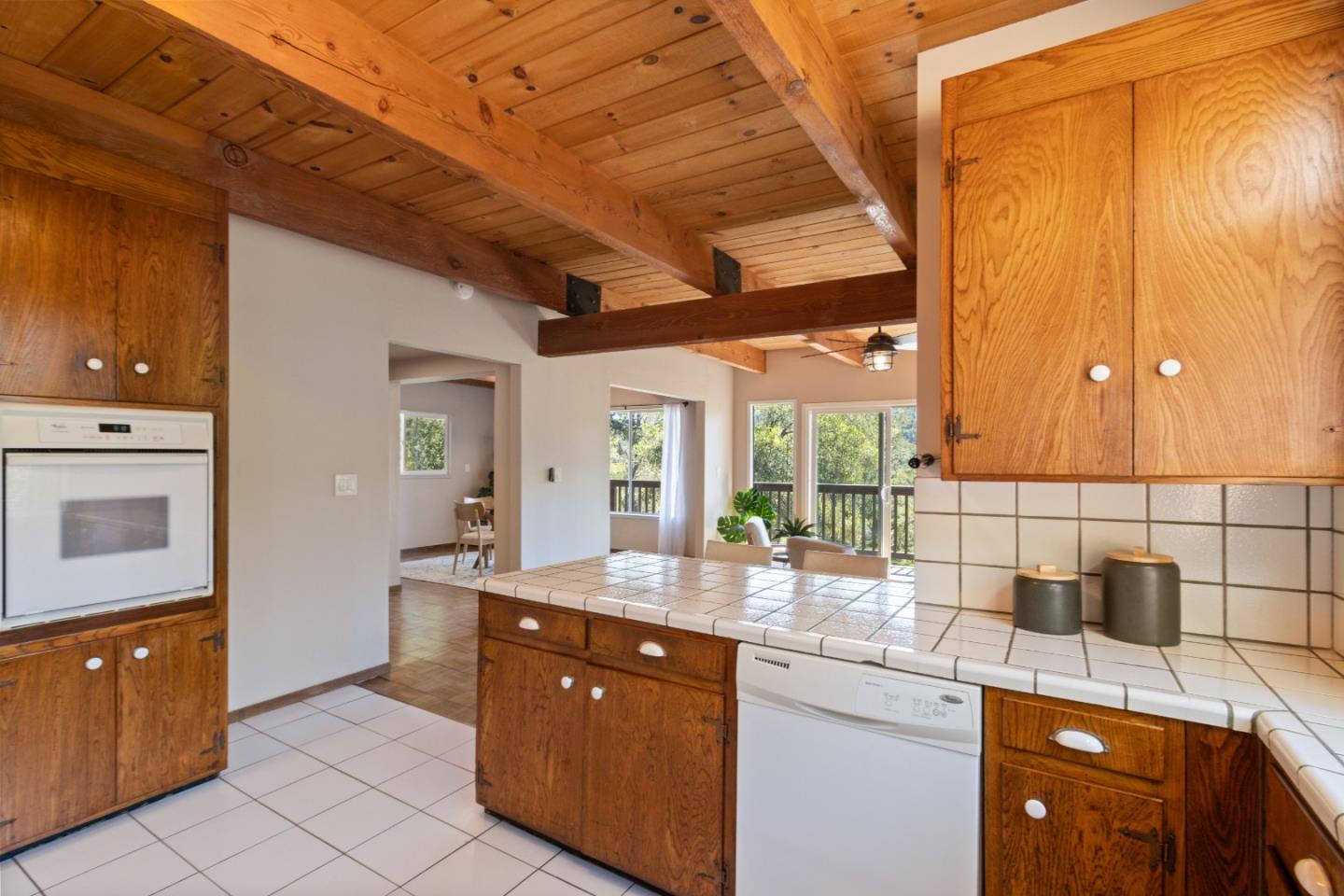 Detail Gallery Image 16 of 69 For 325 Vista Ter, Boulder Creek,  CA 95006 - 3 Beds | 2 Baths