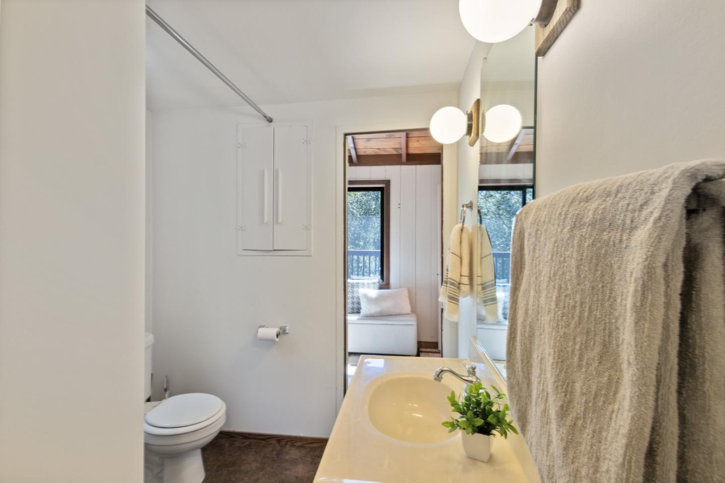 Detail Gallery Image 26 of 69 For 325 Vista Ter, Boulder Creek,  CA 95006 - 3 Beds | 2 Baths