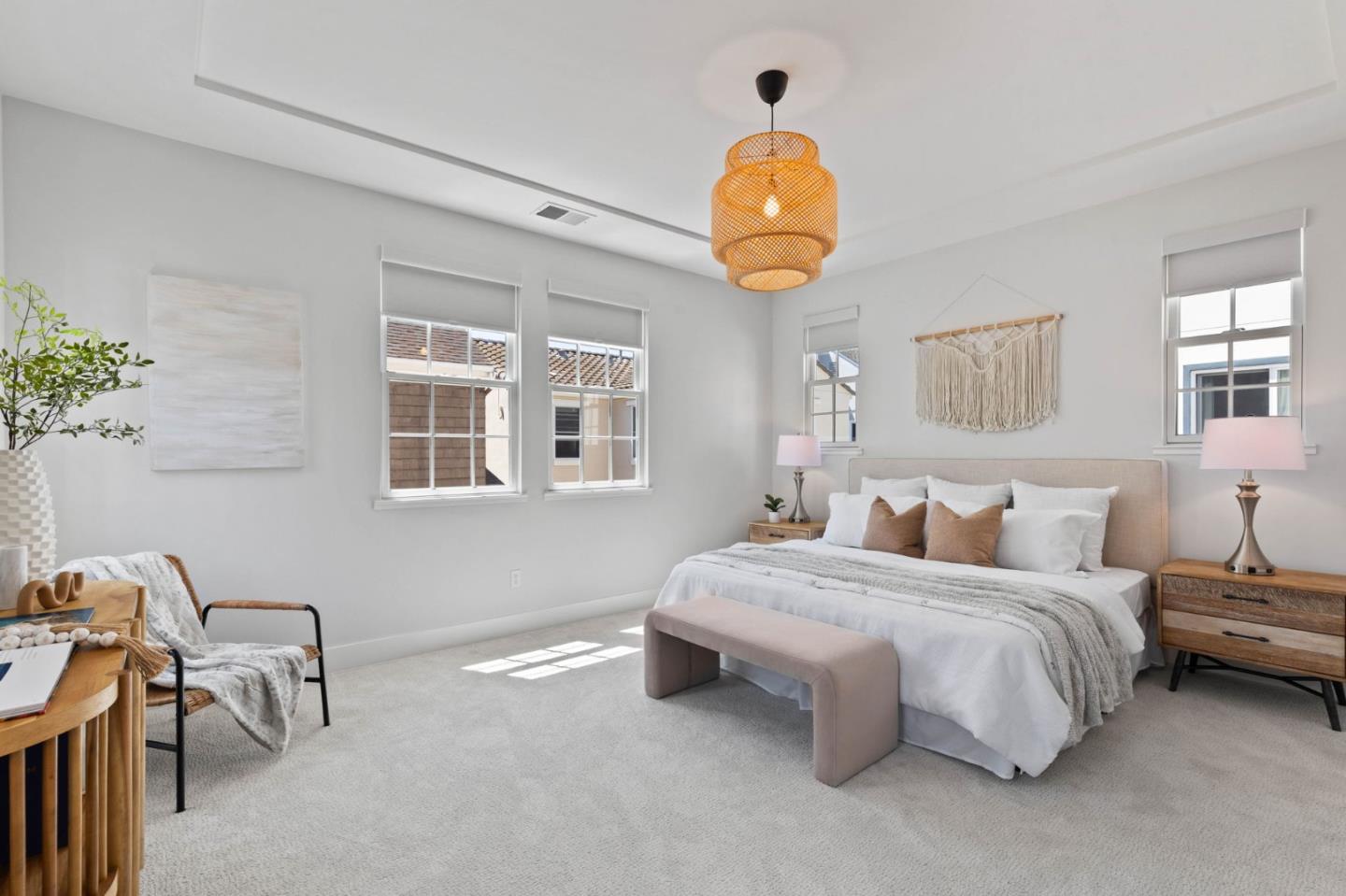 Detail Gallery Image 9 of 18 For 929 Rincon St, Mountain View,  CA 94040 - 3 Beds | 2/1 Baths