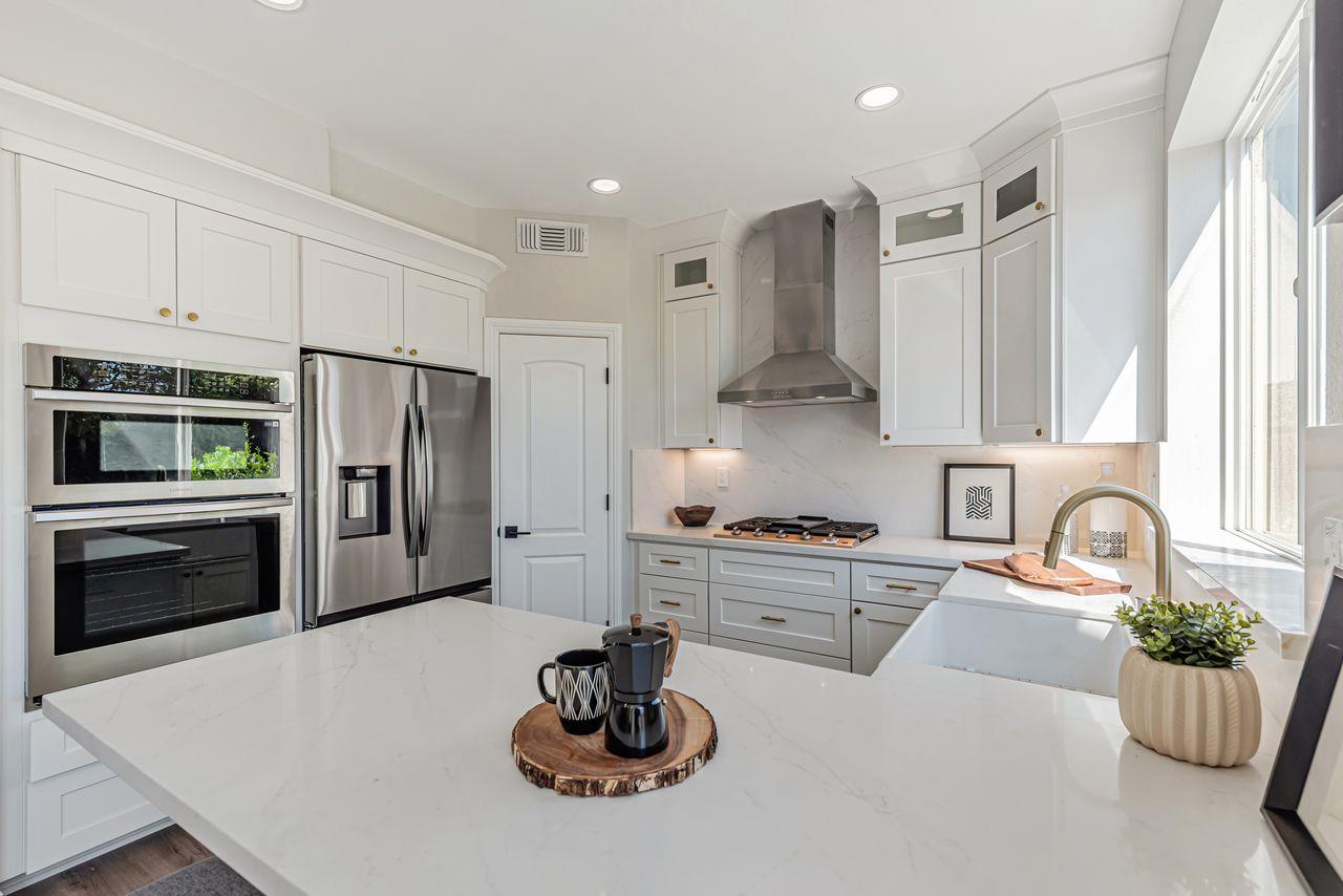 Detail Gallery Image 11 of 37 For 36397 Dijon Dr, Newark,  CA 94560 - 5 Beds | 2/1 Baths
