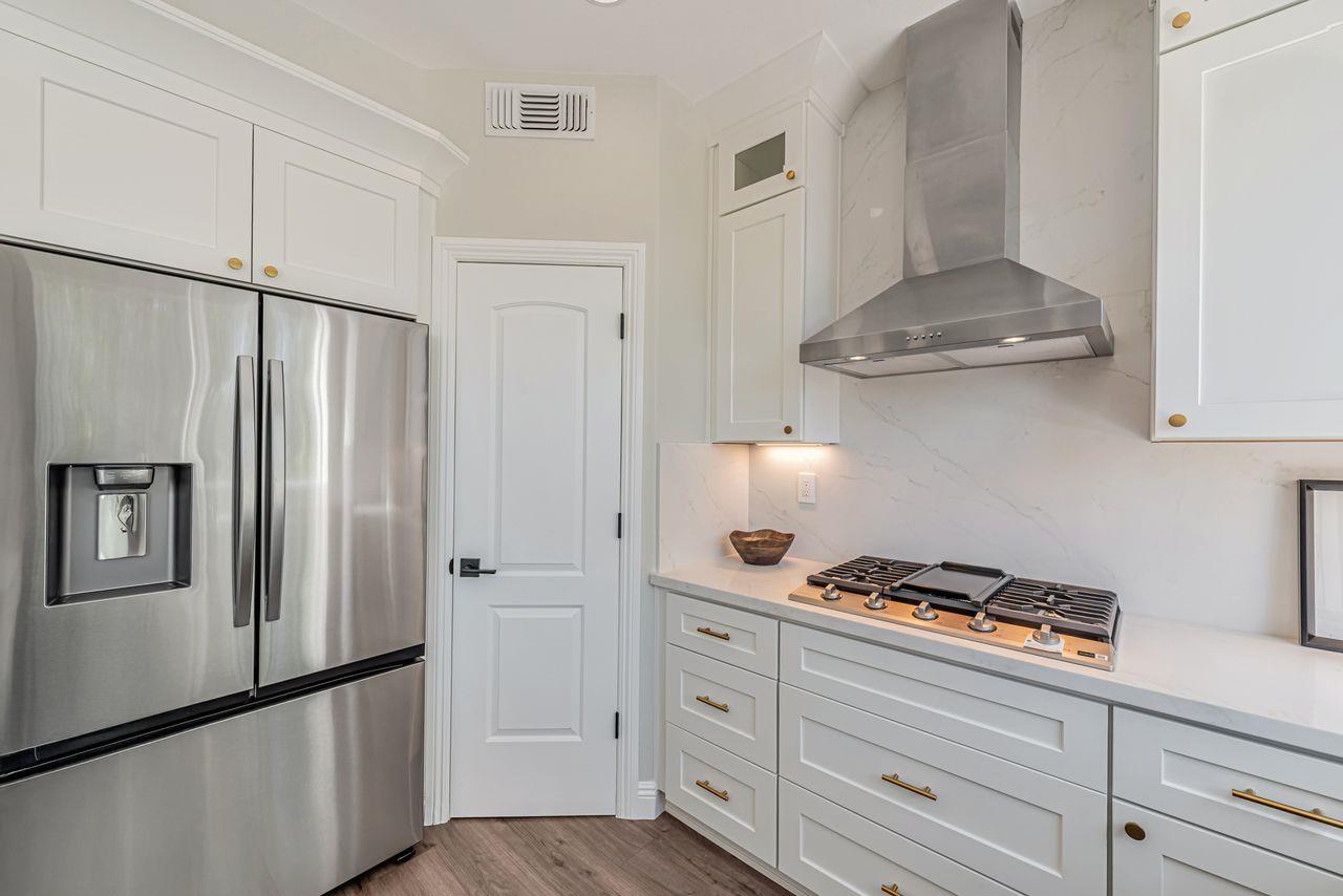 Detail Gallery Image 13 of 37 For 36397 Dijon Dr, Newark,  CA 94560 - 5 Beds | 2/1 Baths