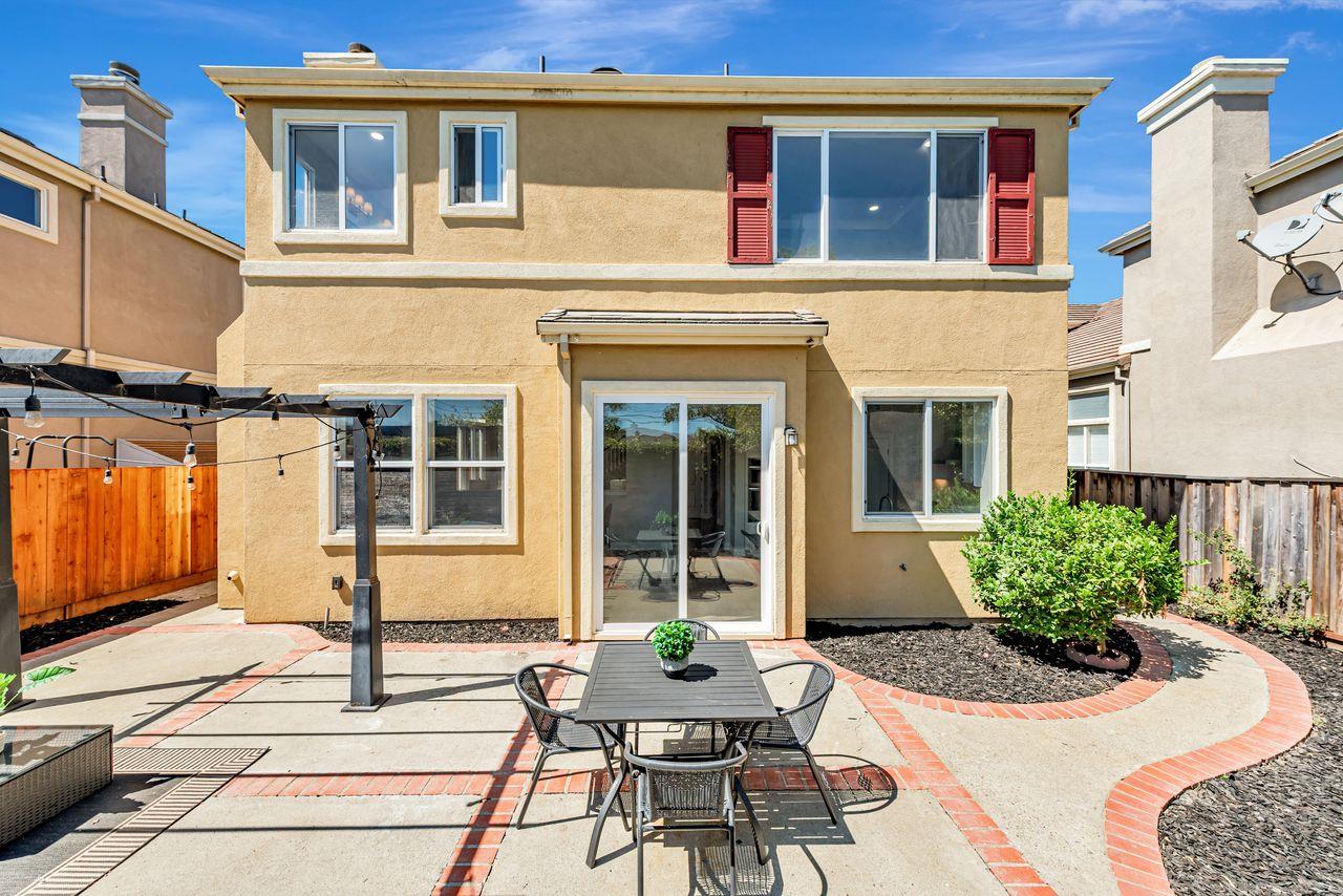 Detail Gallery Image 34 of 37 For 36397 Dijon Dr, Newark,  CA 94560 - 5 Beds | 2/1 Baths
