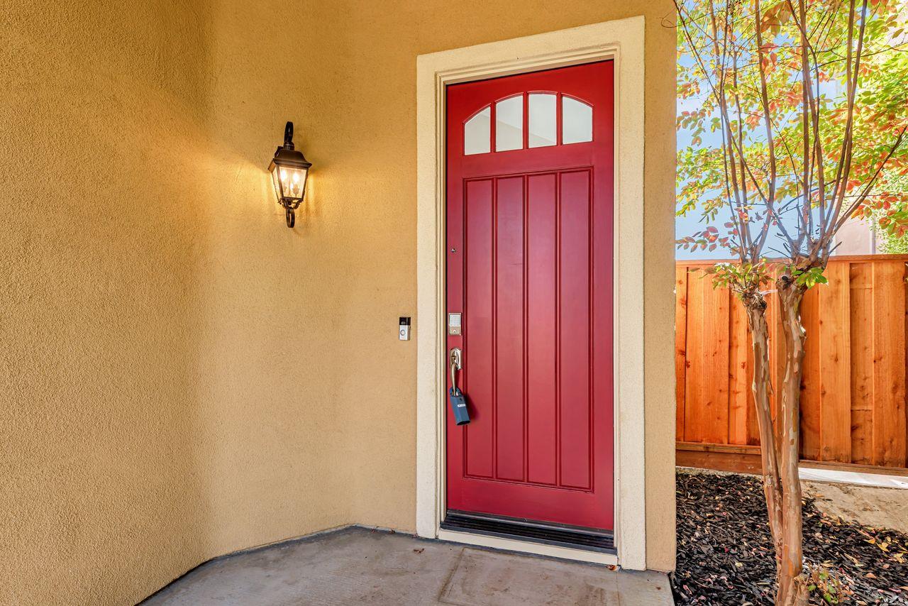 Detail Gallery Image 4 of 37 For 36397 Dijon Dr, Newark,  CA 94560 - 5 Beds | 2/1 Baths