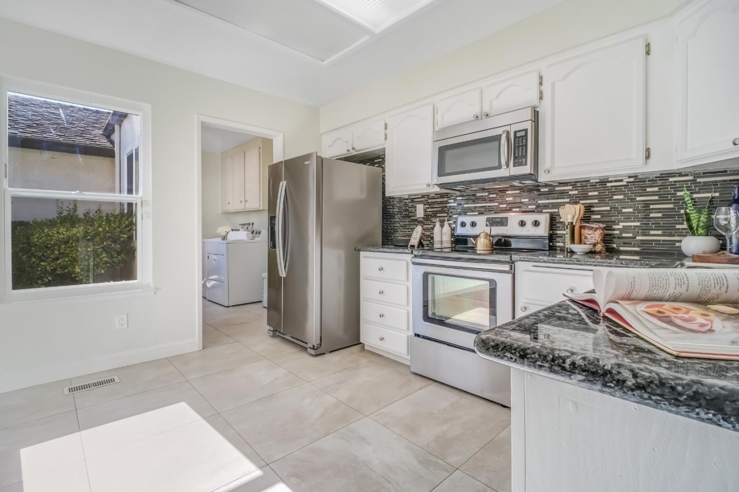 Detail Gallery Image 17 of 35 For 974 Dempsey Rd, Milpitas,  CA 95035 - 2 Beds | 2 Baths