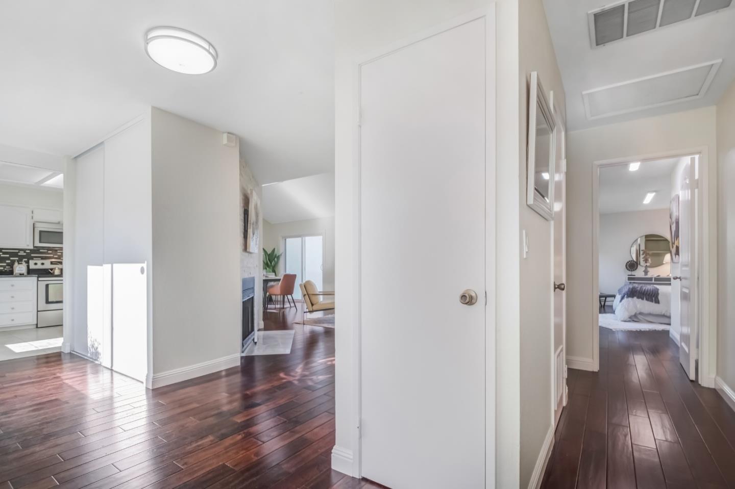 Detail Gallery Image 19 of 35 For 974 Dempsey Rd, Milpitas,  CA 95035 - 2 Beds | 2 Baths