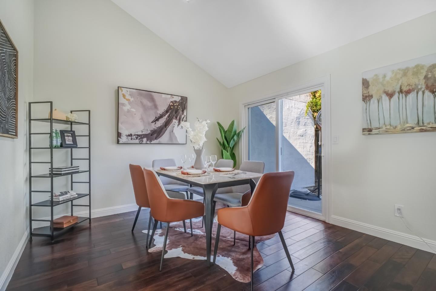 Detail Gallery Image 4 of 35 For 974 Dempsey Rd, Milpitas,  CA 95035 - 2 Beds | 2 Baths