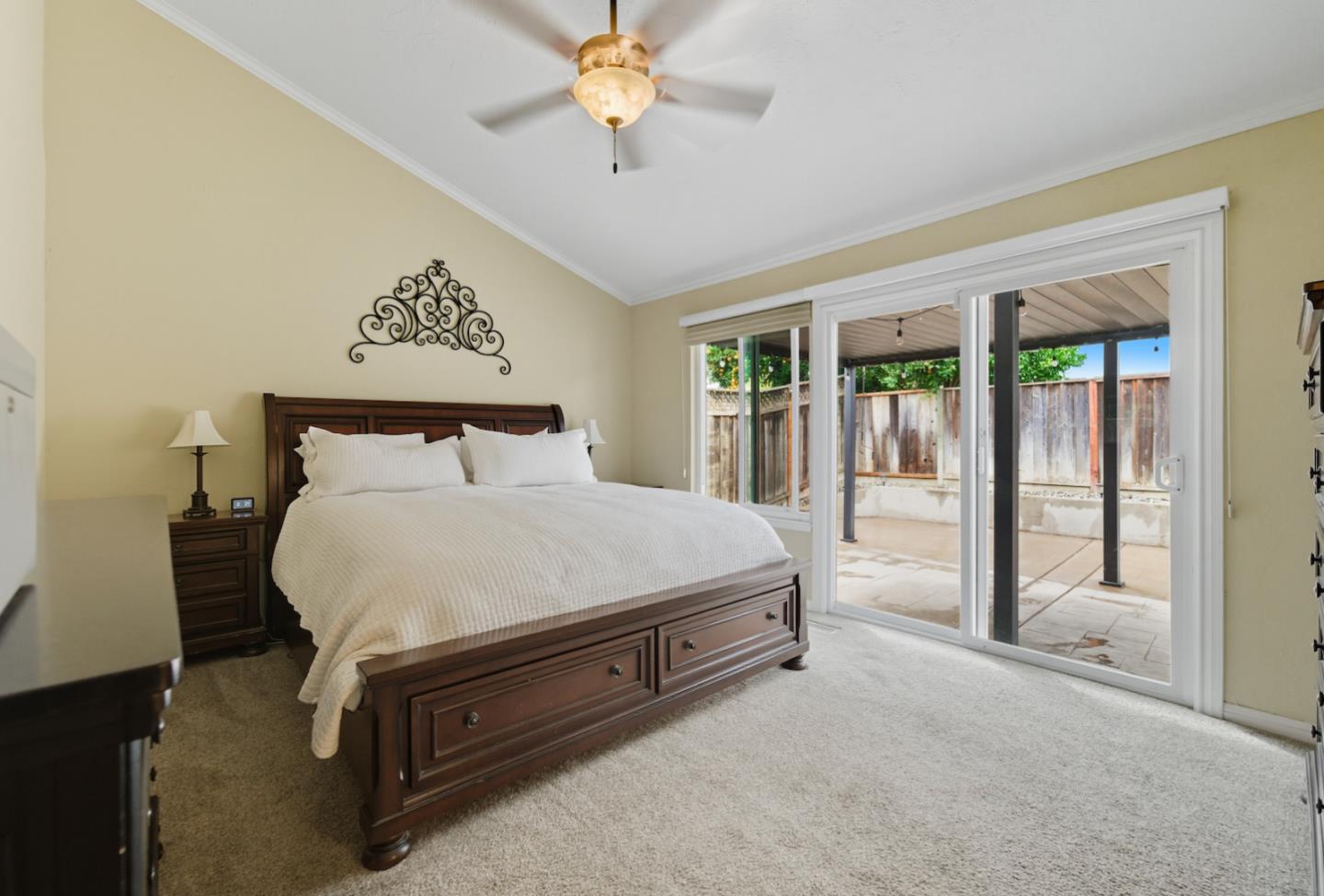 Detail Gallery Image 14 of 24 For 3761 Thousand Oaks Dr, San Jose,  CA 95136 - 4 Beds | 2 Baths