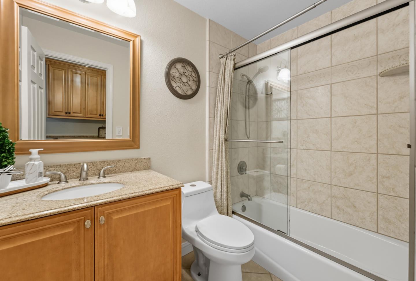 Detail Gallery Image 18 of 24 For 3761 Thousand Oaks Dr, San Jose,  CA 95136 - 4 Beds | 2 Baths