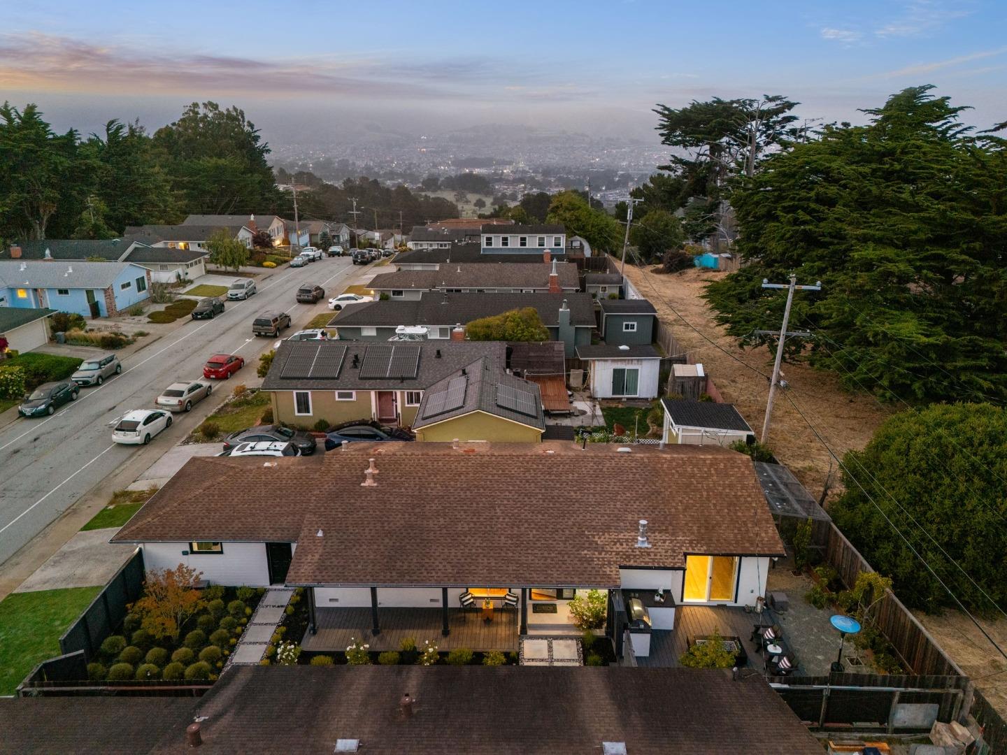 Detail Gallery Image 65 of 68 For 2501 Fleetwood Dr, San Bruno,  CA 94066 - 3 Beds | 3 Baths