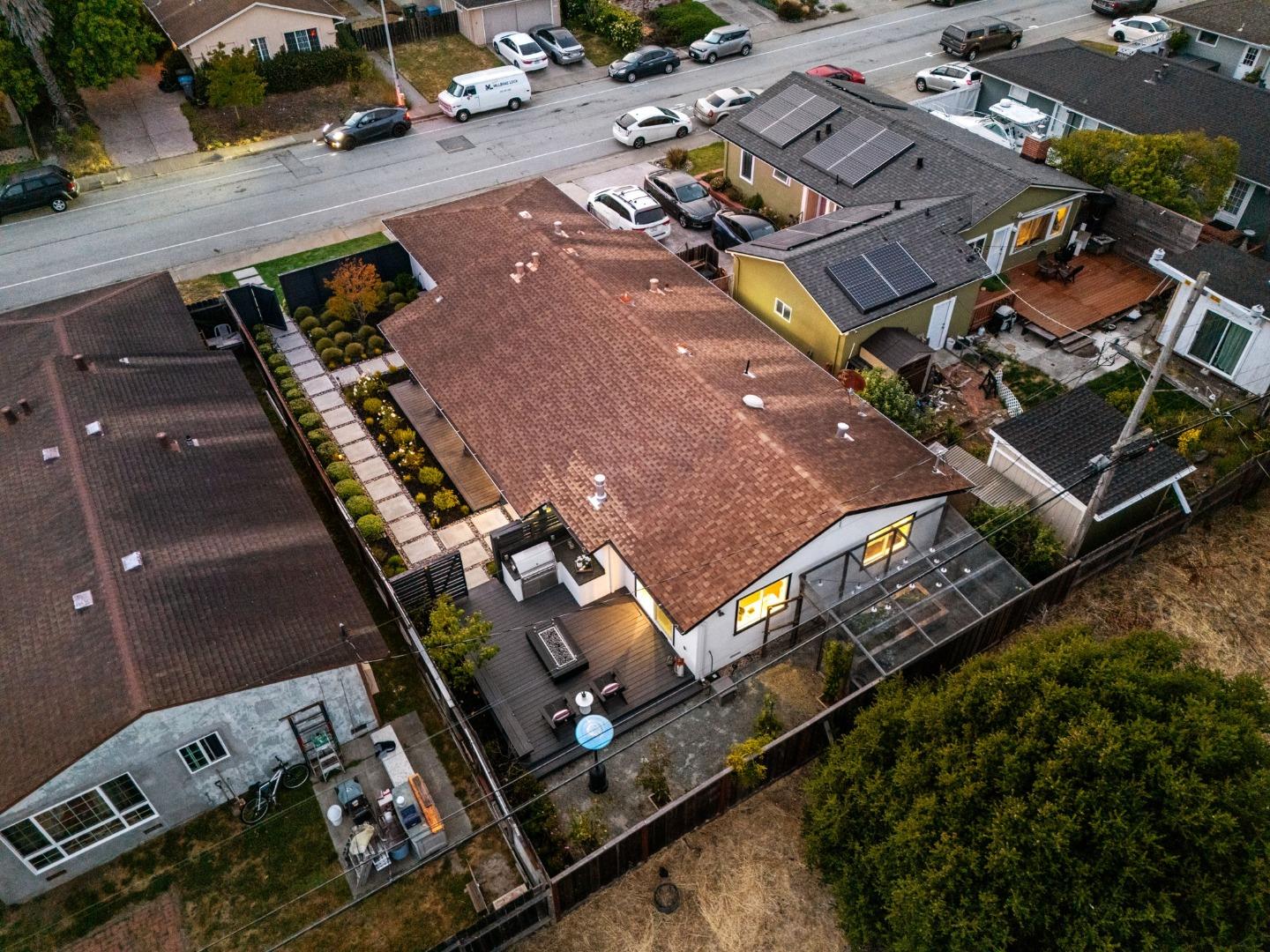 Detail Gallery Image 67 of 68 For 2501 Fleetwood Dr, San Bruno,  CA 94066 - 3 Beds | 3 Baths