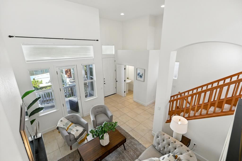 Detail Gallery Image 14 of 85 For 11510 Bianchini Ln, Cupertino,  CA 95014 - 3 Beds | 2/1 Baths
