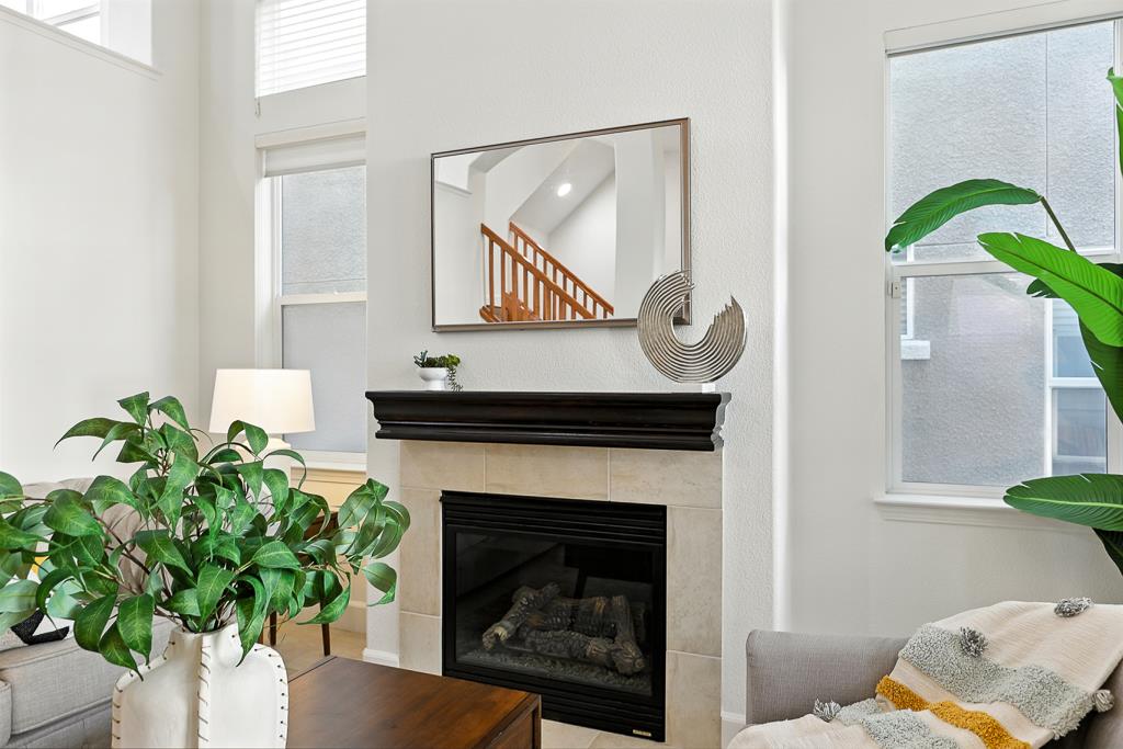 Detail Gallery Image 17 of 85 For 11510 Bianchini Ln, Cupertino,  CA 95014 - 3 Beds | 2/1 Baths
