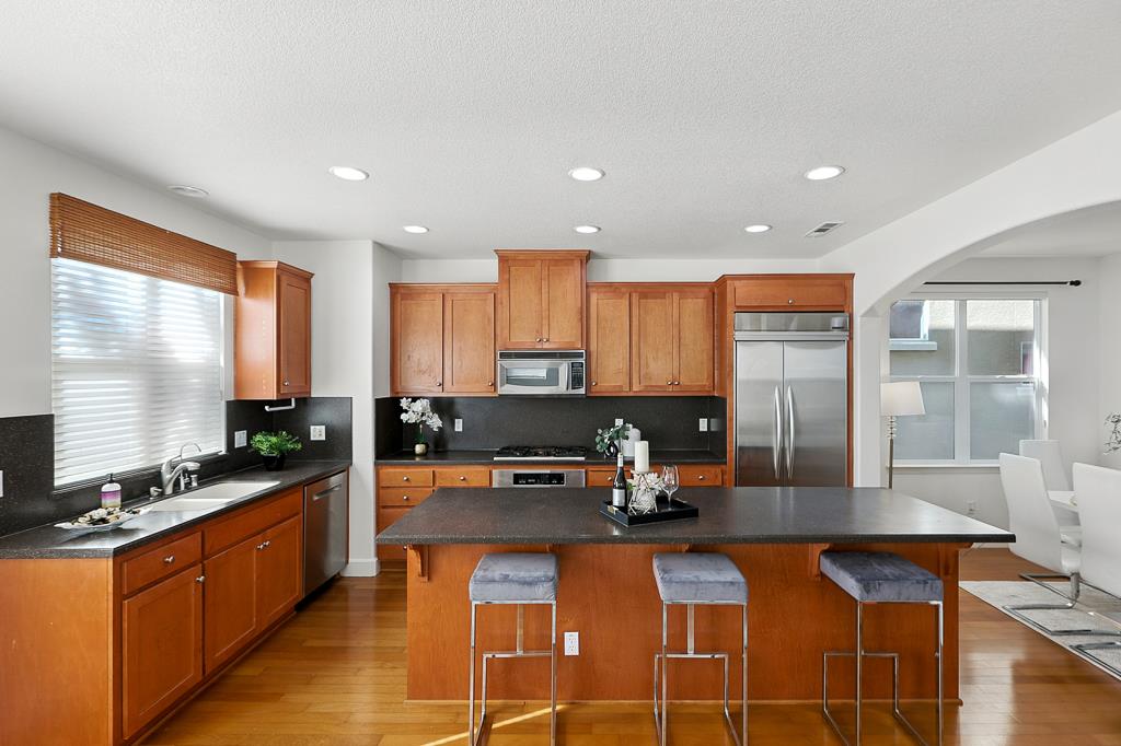 Detail Gallery Image 20 of 85 For 11510 Bianchini Ln, Cupertino,  CA 95014 - 3 Beds | 2/1 Baths