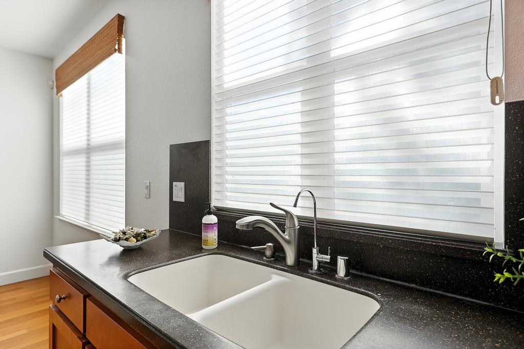 Detail Gallery Image 26 of 85 For 11510 Bianchini Ln, Cupertino,  CA 95014 - 3 Beds | 2/1 Baths