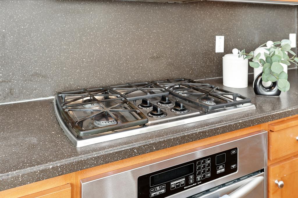 Detail Gallery Image 31 of 85 For 11510 Bianchini Ln, Cupertino,  CA 95014 - 3 Beds | 2/1 Baths