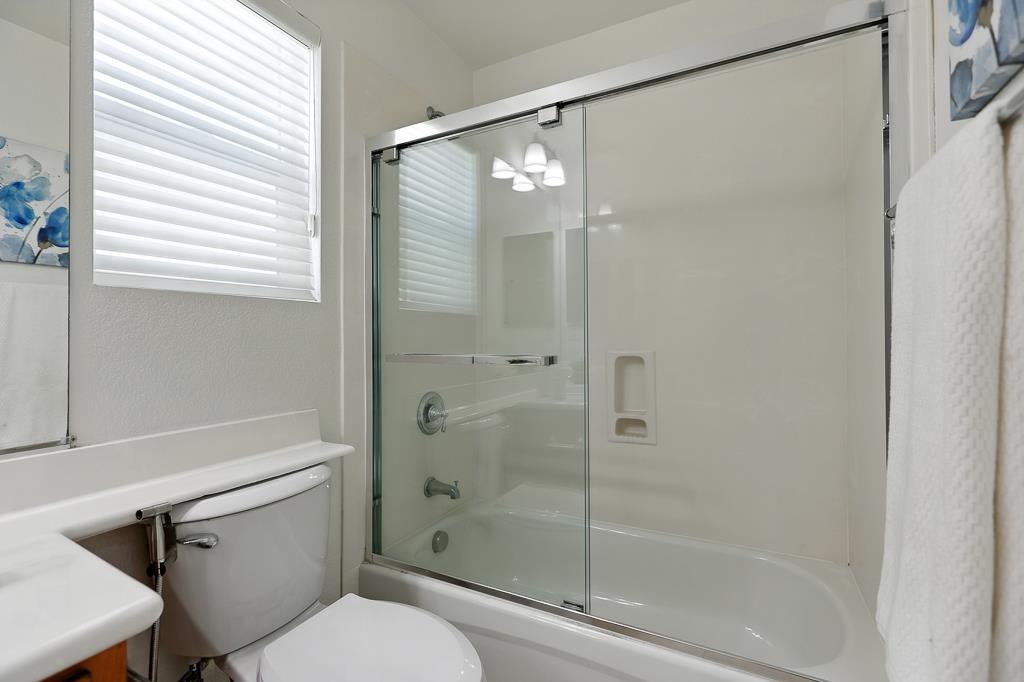 Detail Gallery Image 38 of 85 For 11510 Bianchini Ln, Cupertino,  CA 95014 - 3 Beds | 2/1 Baths
