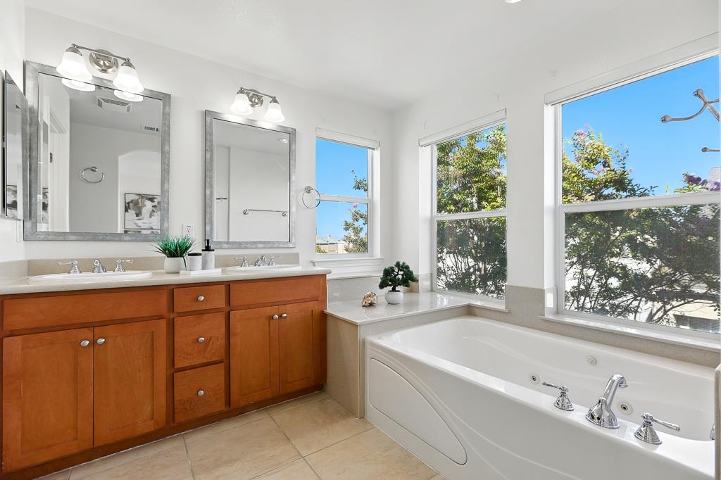 Detail Gallery Image 45 of 85 For 11510 Bianchini Ln, Cupertino,  CA 95014 - 3 Beds | 2/1 Baths
