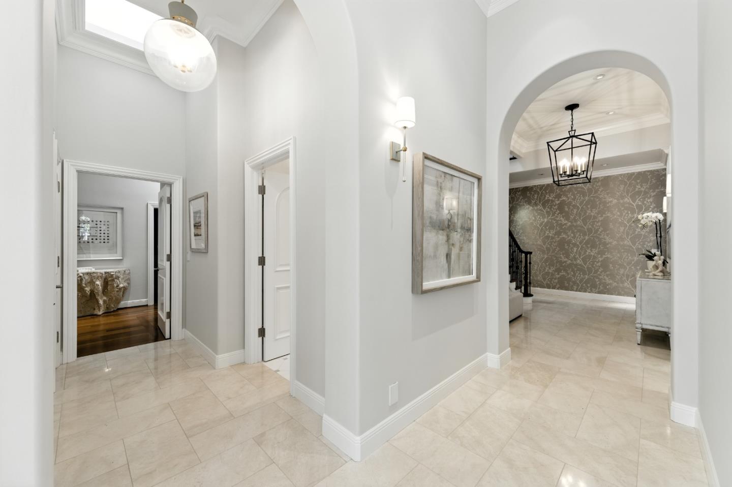 Detail Gallery Image 11 of 68 For 1355 Arbor Ave, Los Altos,  CA 94024 - 5 Beds | 3/1 Baths