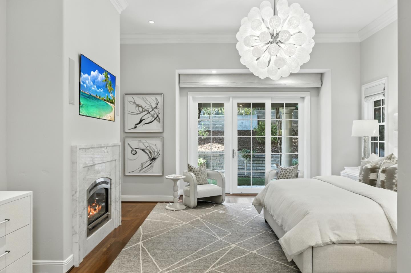 Detail Gallery Image 15 of 68 For 1355 Arbor Ave, Los Altos,  CA 94024 - 5 Beds | 3/1 Baths