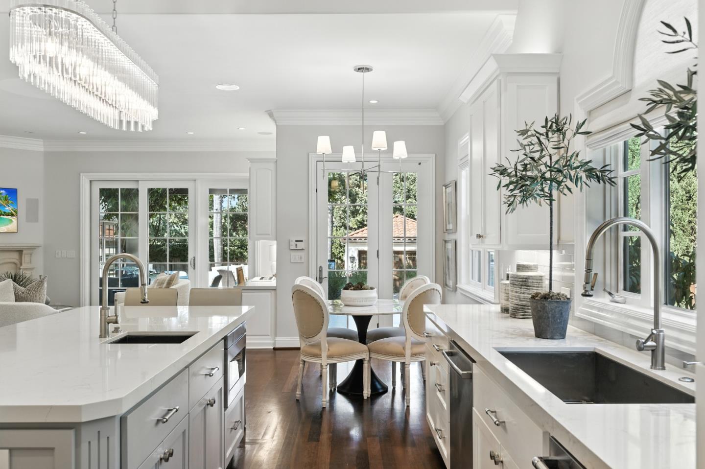 Detail Gallery Image 33 of 68 For 1355 Arbor Ave, Los Altos,  CA 94024 - 5 Beds | 3/1 Baths