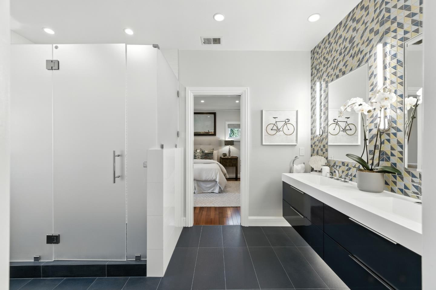 Detail Gallery Image 45 of 68 For 1355 Arbor Ave, Los Altos,  CA 94024 - 5 Beds | 3/1 Baths