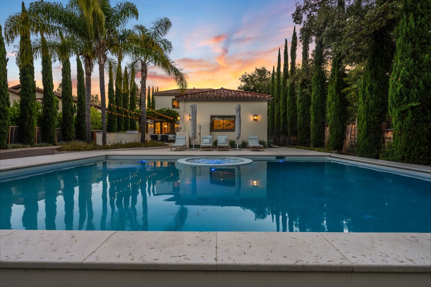 Detail Gallery Image 5 of 68 For 1355 Arbor Ave, Los Altos,  CA 94024 - 5 Beds | 3/1 Baths