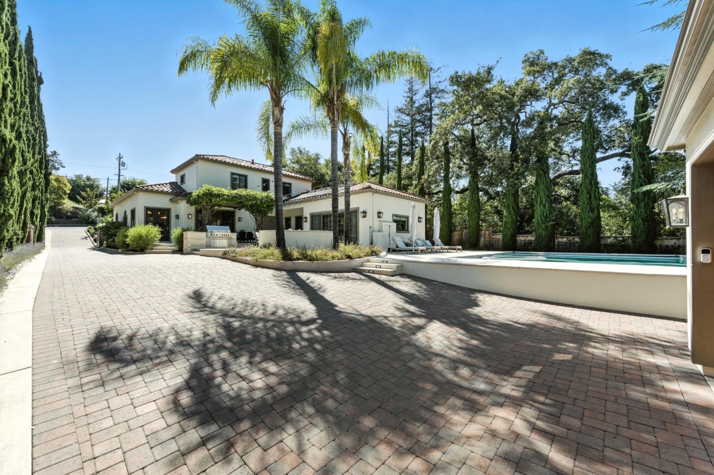 Detail Gallery Image 60 of 68 For 1355 Arbor Ave, Los Altos,  CA 94024 - 5 Beds | 3/1 Baths