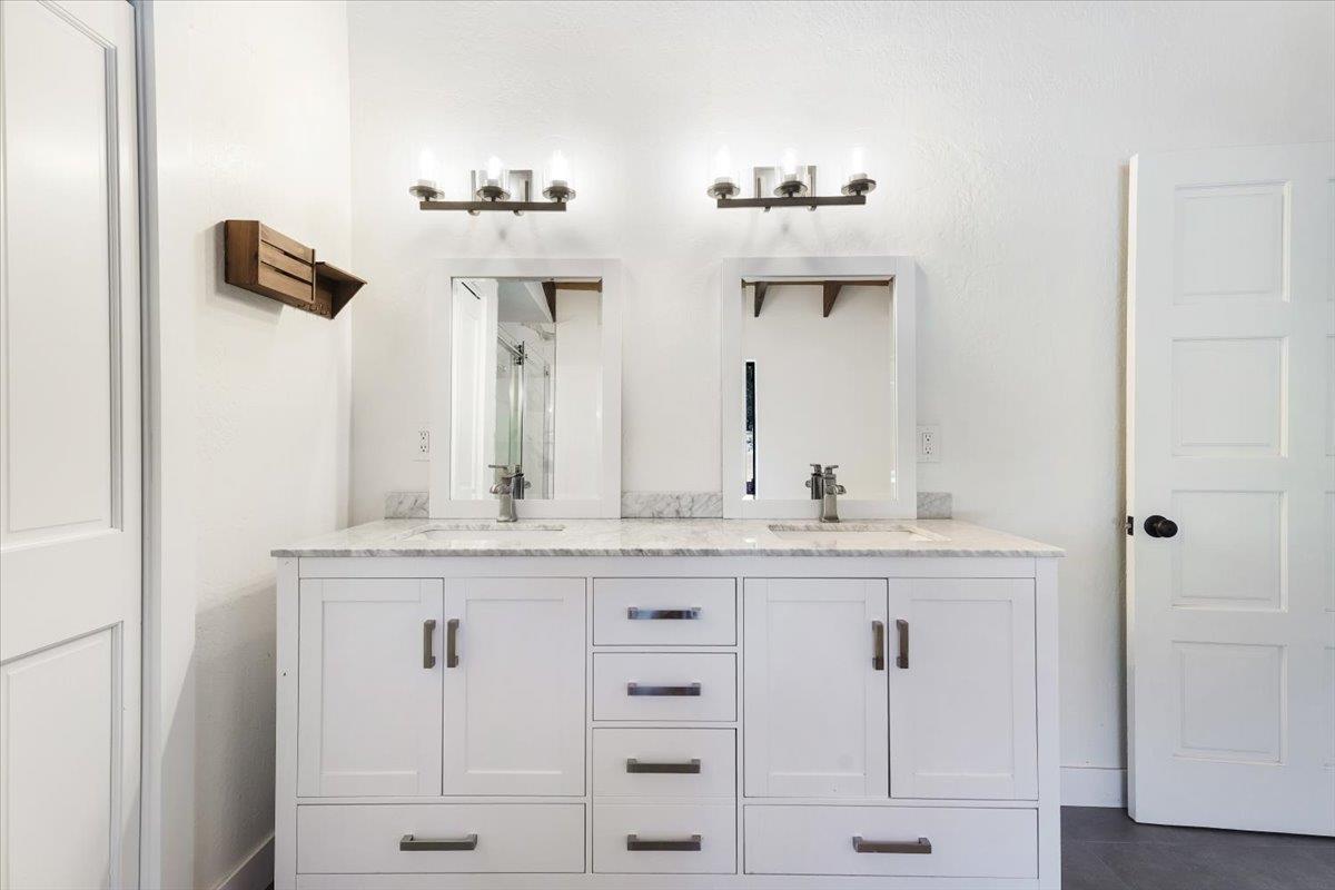 Detail Gallery Image 34 of 59 For 360 Braemoor Dr, Santa Cruz,  CA 95060 - 4 Beds | 3/1 Baths