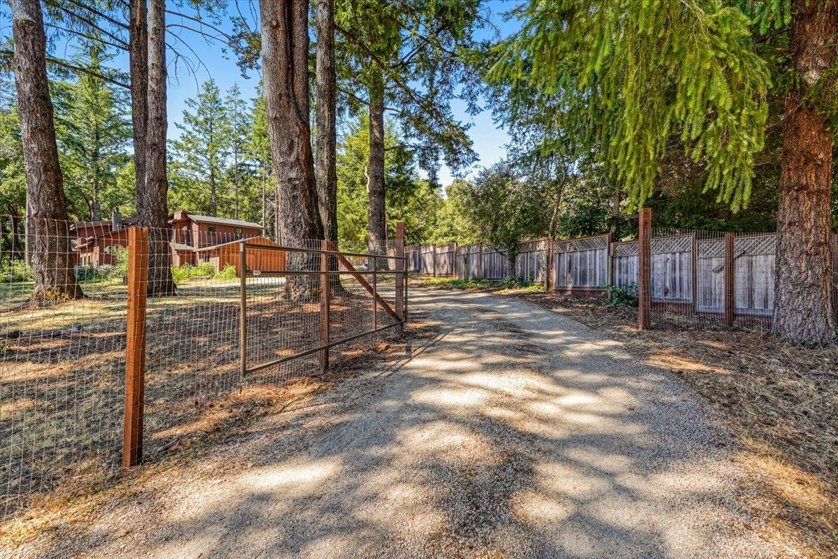 Detail Gallery Image 55 of 59 For 360 Braemoor Dr, Santa Cruz,  CA 95060 - 4 Beds | 3/1 Baths