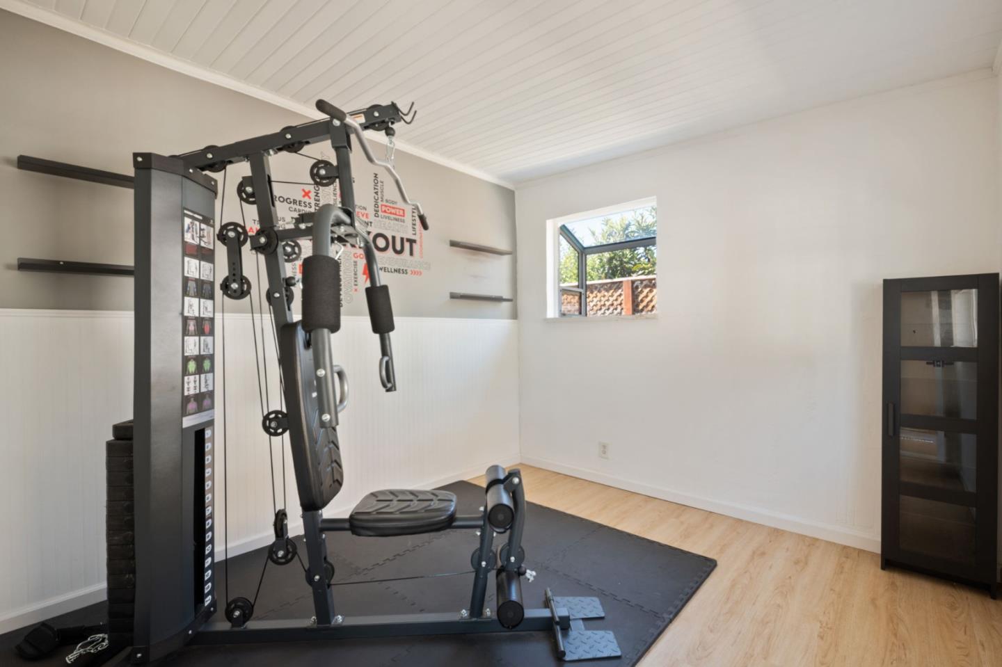 Detail Gallery Image 22 of 33 For 3305 Hickerson Dr, San Jose,  CA 95127 - 3 Beds | 2/1 Baths