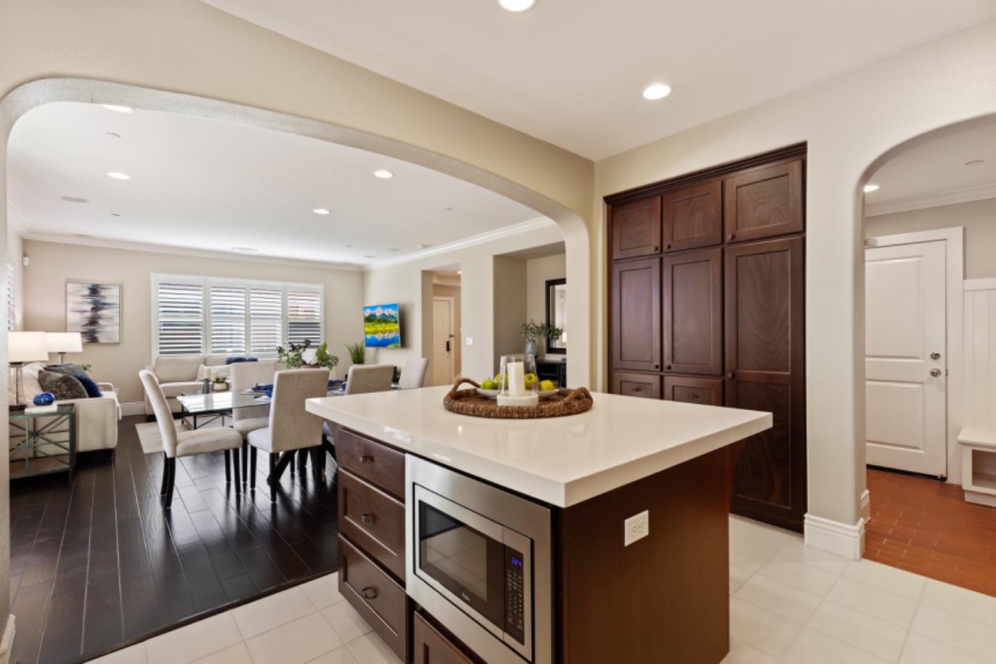 Detail Gallery Image 11 of 33 For 99 Goodman Ln, Milpitas,  CA 95035 - 4 Beds | 3/1 Baths