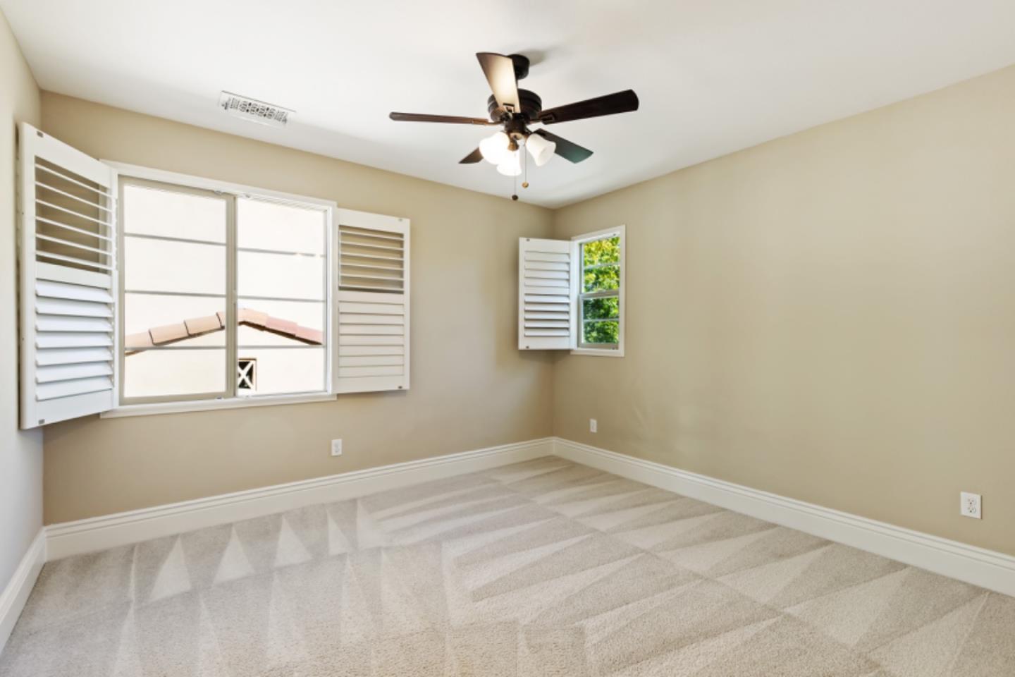 Detail Gallery Image 16 of 33 For 99 Goodman Ln, Milpitas,  CA 95035 - 4 Beds | 3/1 Baths