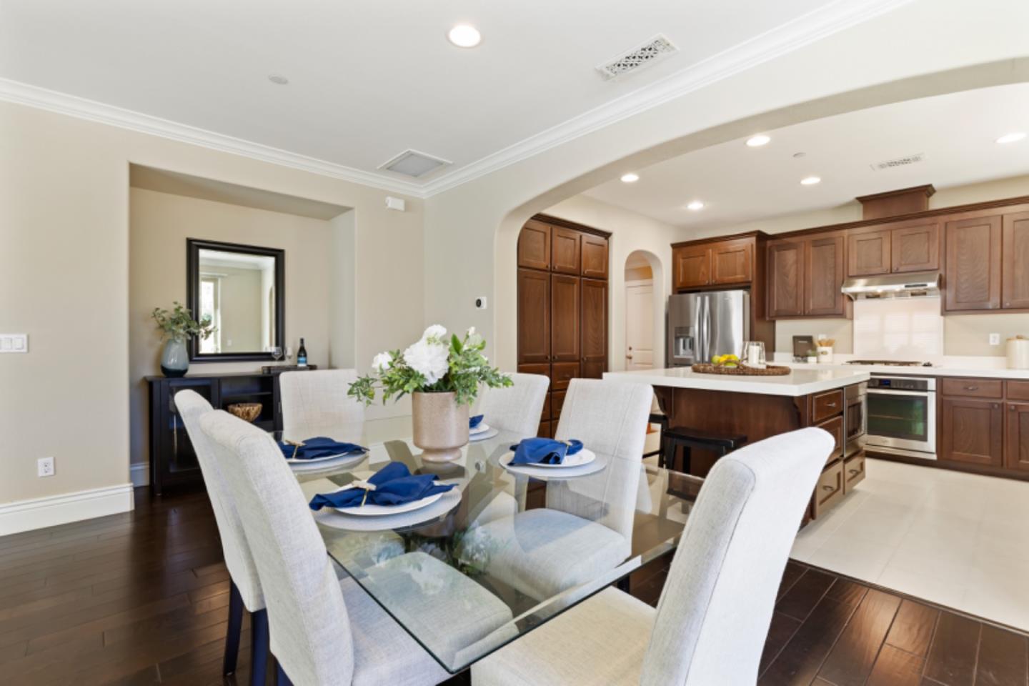 Detail Gallery Image 8 of 33 For 99 Goodman Ln, Milpitas,  CA 95035 - 4 Beds | 3/1 Baths