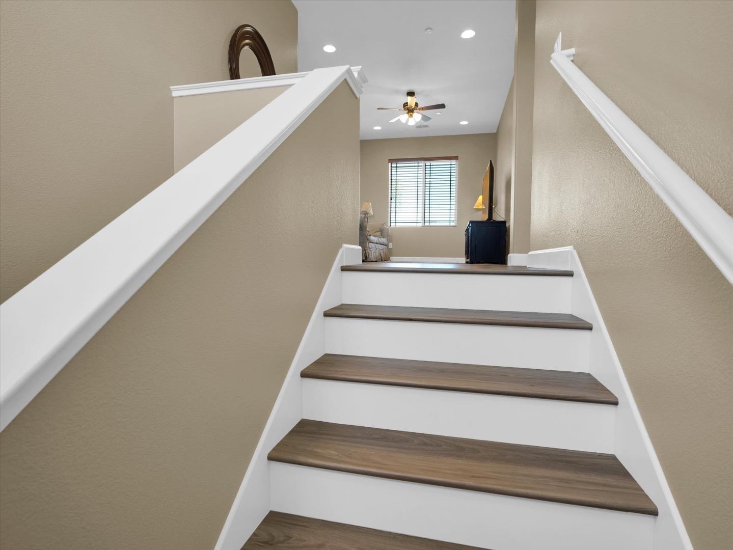 Detail Gallery Image 21 of 50 For 325 W Alcala Ave, Mountain House,  CA 95391 - 4 Beds | 3 Baths