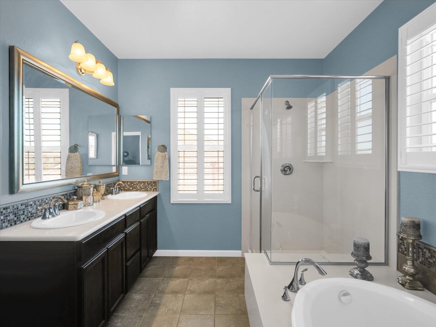 Detail Gallery Image 35 of 50 For 325 W Alcala Ave, Mountain House,  CA 95391 - 4 Beds | 3 Baths