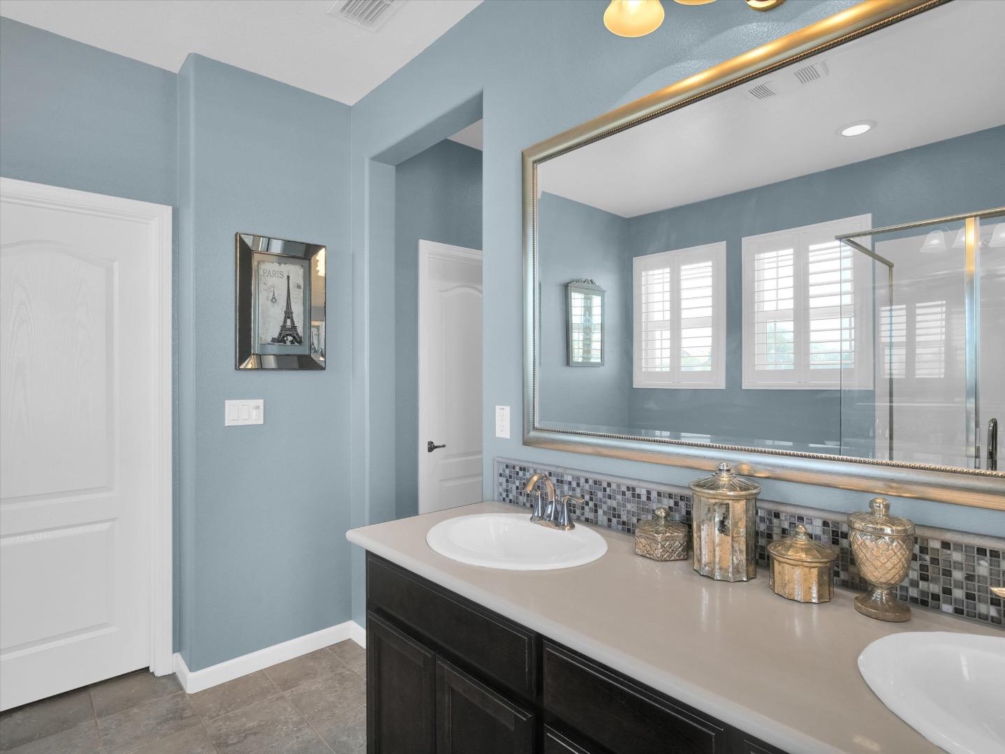 Detail Gallery Image 37 of 50 For 325 W Alcala Ave, Mountain House,  CA 95391 - 4 Beds | 3 Baths