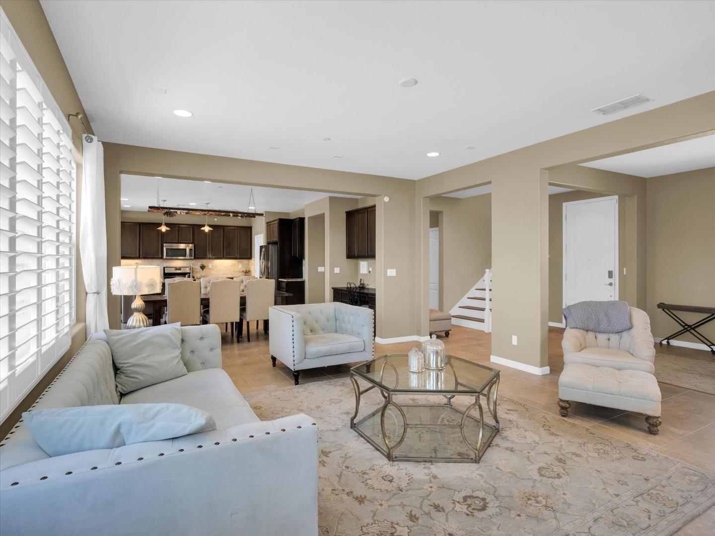 Detail Gallery Image 4 of 50 For 325 W Alcala Ave, Mountain House,  CA 95391 - 4 Beds | 3 Baths