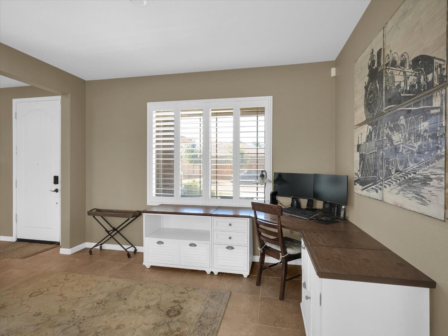 Detail Gallery Image 8 of 50 For 325 W Alcala Ave, Mountain House,  CA 95391 - 4 Beds | 3 Baths