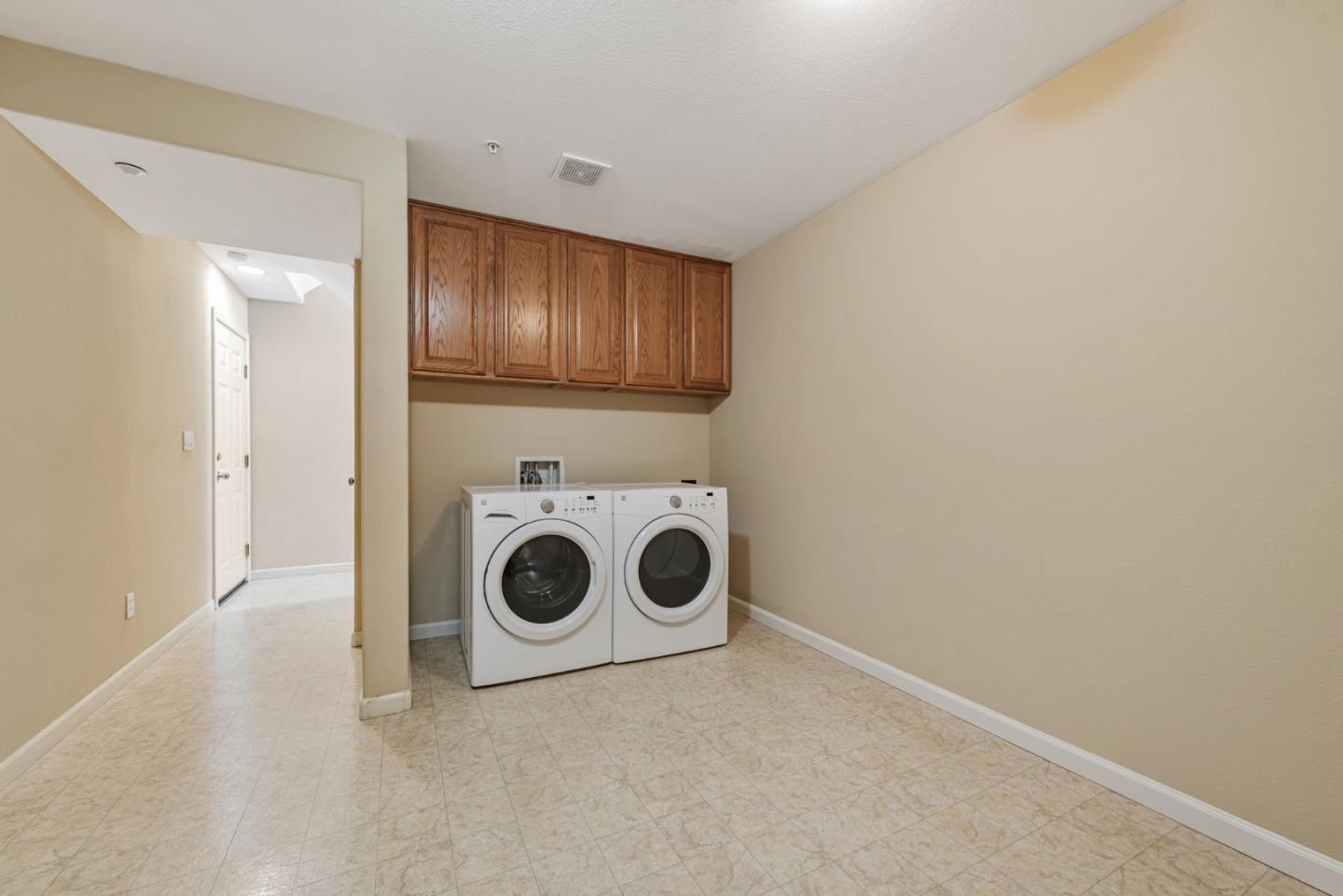 Detail Gallery Image 22 of 47 For 501 Casselino Dr, San Jose,  CA 95136 - 2 Beds | 2/1 Baths