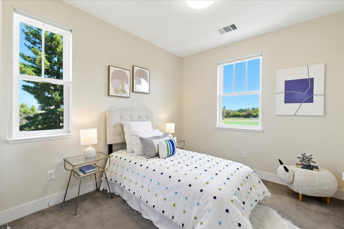 Detail Gallery Image 23 of 39 For 1905 Stella St, Mountain View,  CA 94043 - 3 Beds | 2/1 Baths
