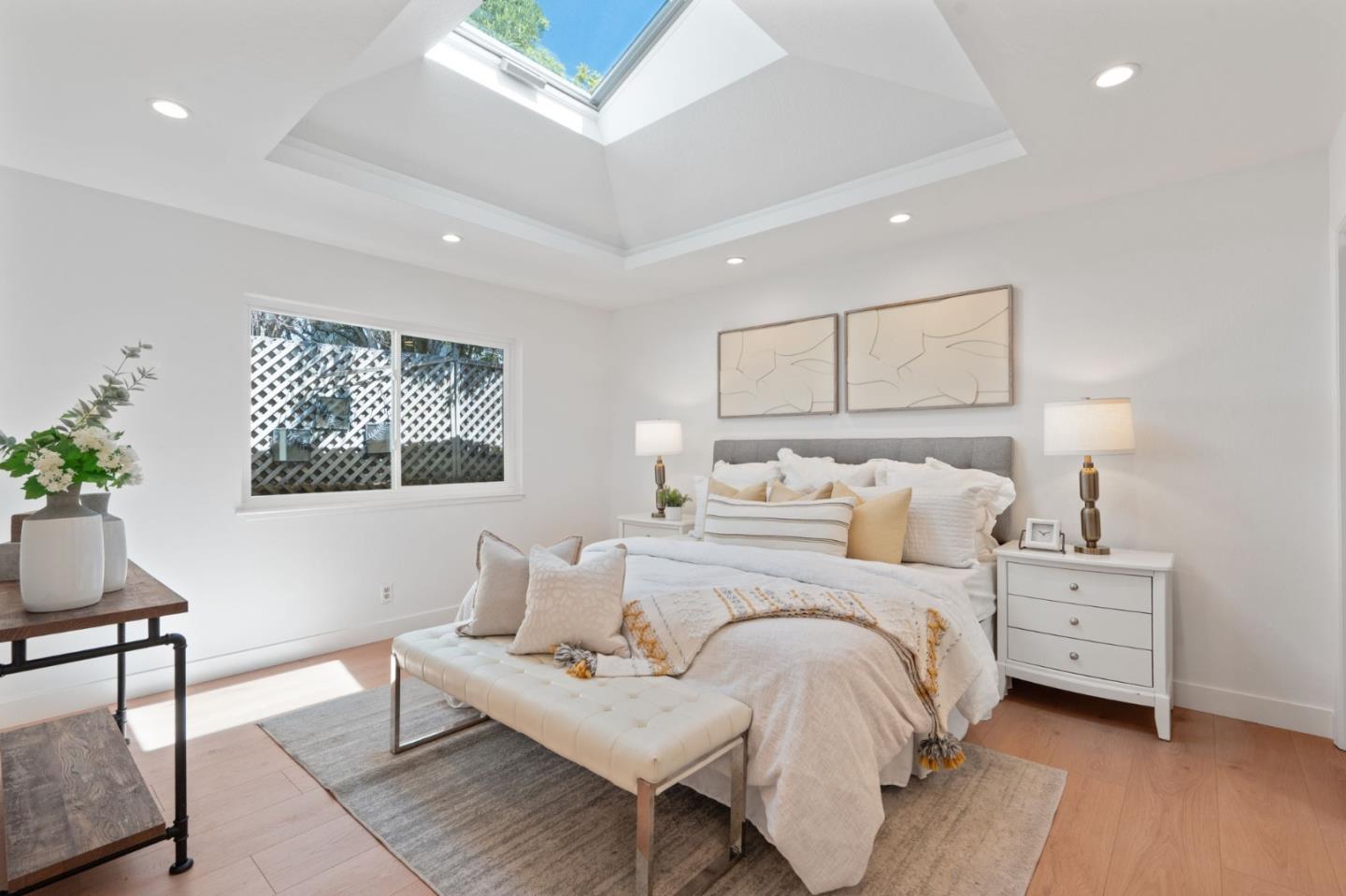 Detail Gallery Image 10 of 38 For 932 Lundy Ln, Los Altos,  CA 94024 - 3 Beds | 2 Baths