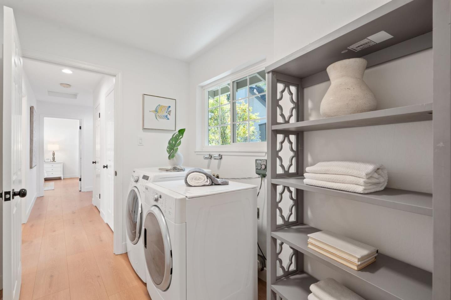 Detail Gallery Image 18 of 38 For 932 Lundy Ln, Los Altos,  CA 94024 - 3 Beds | 2 Baths